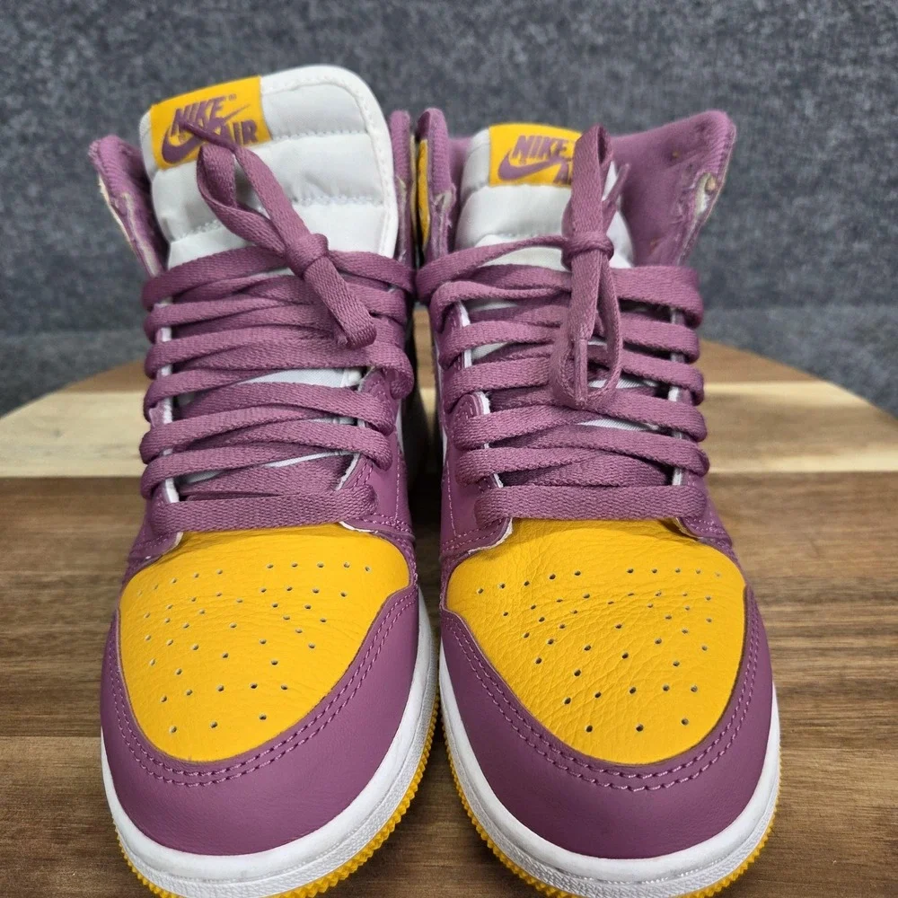 Nike Air Jordan 1 Retro High‎ OG Shoes Youth Size 5Y GS Brotherhood 575441-706